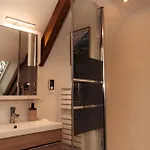 Maison *